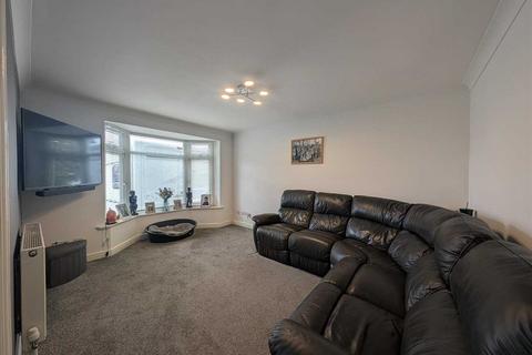 5 bedroom detached house for sale, Martello Bay, Clacton on Sea CO15