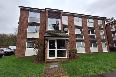 Trafalgar Court