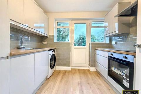 2 bedroom semi-detached bungalow for sale, Long Meadow Drive, Wickford