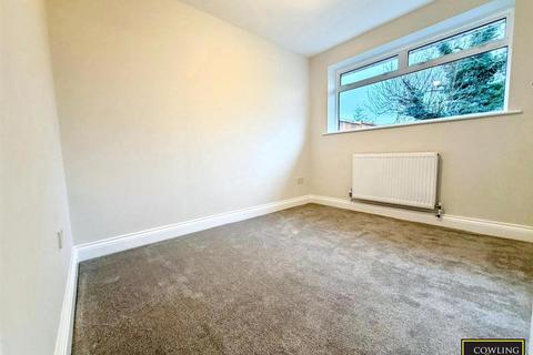 2 bedroom semi-detached bungalow for sale, Long Meadow Drive, Wickford