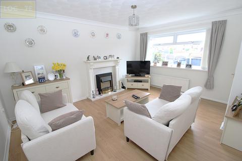 3 bedroom semi-detached house for sale, Laxfield Drive, Flixton