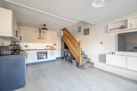 2 bedroom end of terrace house for sale, Penn Road, Datchet SL3