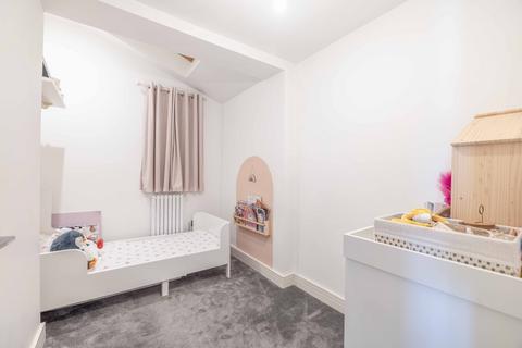 2 bedroom end of terrace house for sale, Penn Road, Datchet SL3