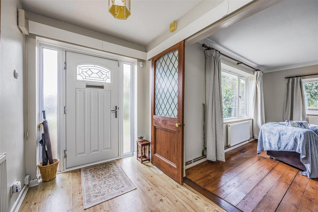 59 Park Lane, Cowplain-Portico Marketing-Sold By-22.