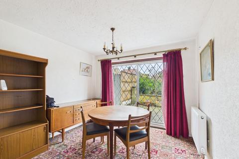 undefined, Chertsey Crescent, New Addington, Croydon