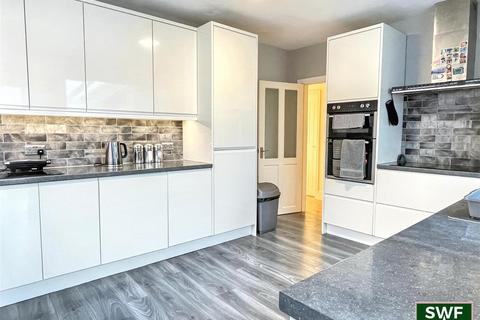 3 bedroom bungalow for sale, Birches Road, Codsall, Wolverhampton