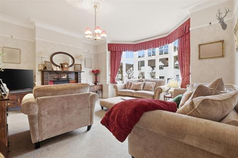 5 bedroom semi-detached house for sale, Monkhams Avenue, Woodford Green IG8