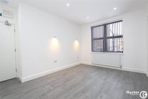 1 bedroom in a house share to rent, Kings Drive, Wembley, HA9