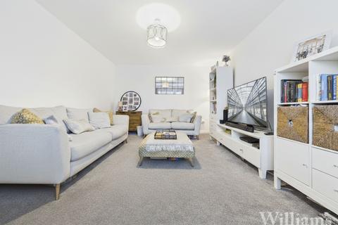 4 bedroom detached house for sale, Barcelona Boulevard, Aylesbury HP21