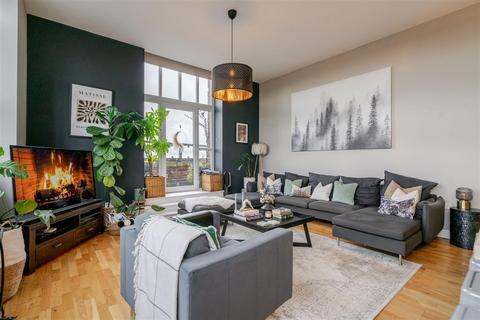 2 bedroom apartment for sale, Mather House, Mather Lane, Leigh