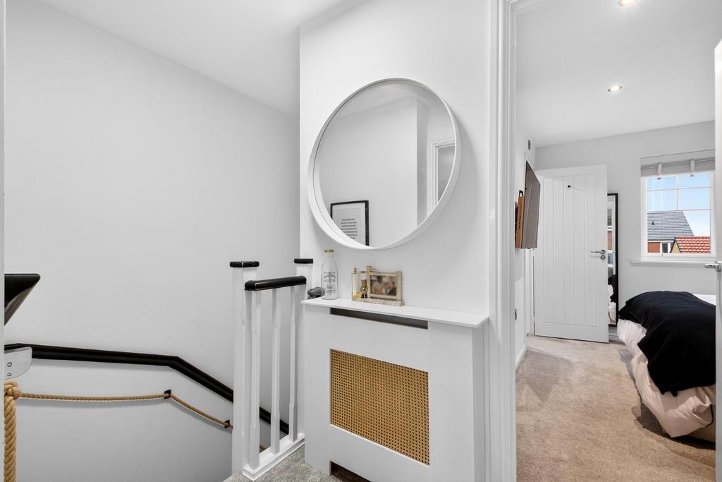 16stablemews-19.jpg