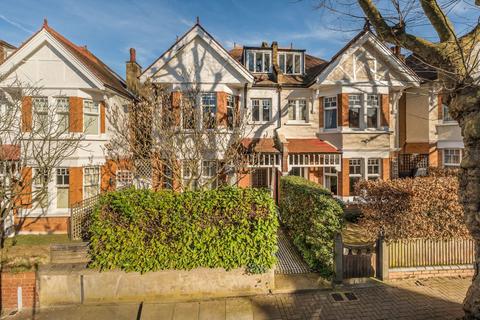 2 bedroom flat for sale, Enmore Road, London SW15