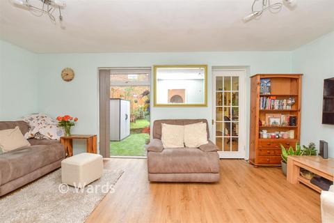 Courtfield Avenue, Chatham ME5