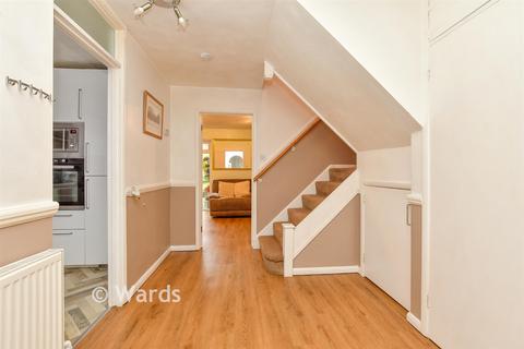 3 bedroom terraced house for sale, Courtfield Avenue, Chatham ME5