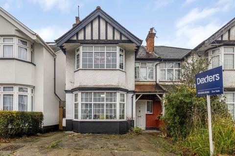 2 bedroom flat for sale, Sevington Road, London NW4