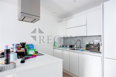 1 bedroom apartment to rent, Horizons Tower, Yabsley Street, E14