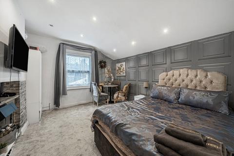 undefined, Mirabel Road, Fulham SW6