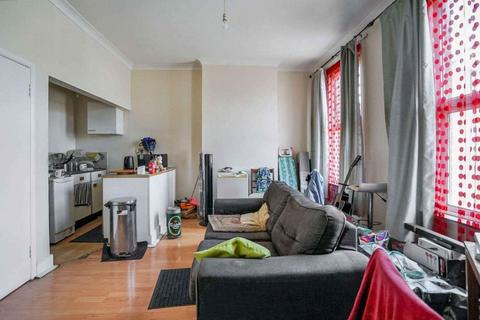 undefined, London SE25