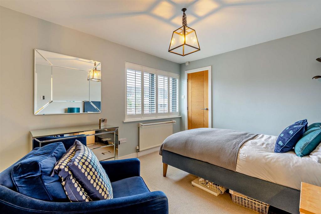 8678476-interior18-800.jpg