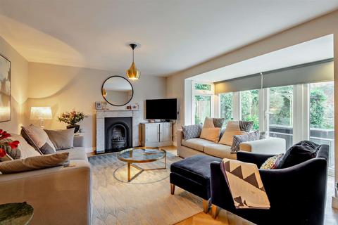 4 bedroom detached house for sale, Heathfield Road, Penenden Heath, Maidstone