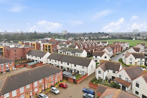 2 bedroom terraced house for sale, Cole Avenue, Southend-on-Sea, Essex, SS2