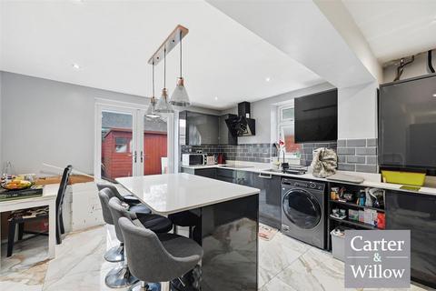undefined, Kean Crescent, Essex
