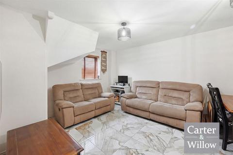 undefined, Kean Crescent, Essex