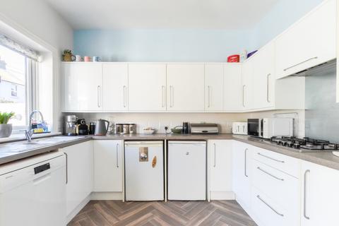 3 bedroom end of terrace house for sale, Sidley Road,  Eastbourne, BN22
