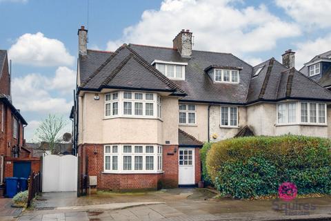 undefined, Hendon Lane, London, N3
