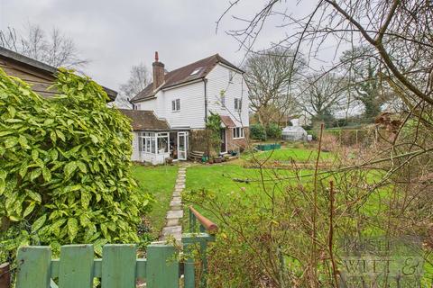 4 bedroom detached house for sale, The Stream, Catsfield