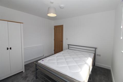 2 bedroom flat to rent, Margam Road, Cardiff CF14