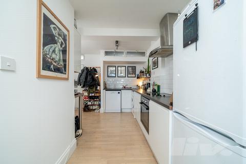 1 bedroom apartment for sale, Finchley Road, London NW3