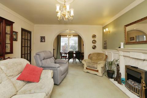 3 bedroom end of terrace house for sale, Western Avenue, Sheffield S25