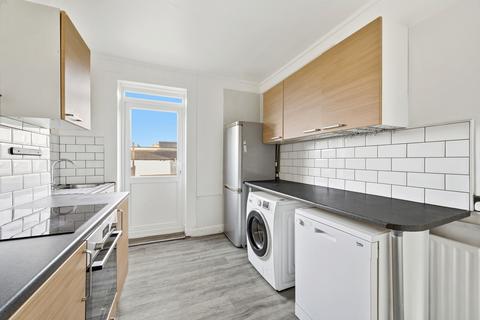 2 bedroom apartment to rent, Merton High Street, Wimbledon SW19
