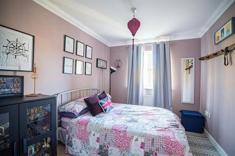 2 bedroom flat for sale, Welton Rise, St Leonards-On-Sea