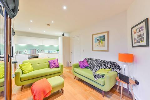 2 bedroom flat for sale, Cabul Road, Battersea, London, SW11