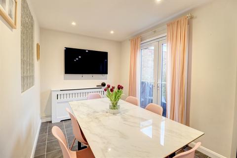 3 bedroom terraced house for sale, Copners Drive, High Wycombe HP15