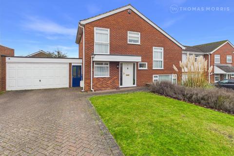 4 bedroom detached house for sale, Cowper Court, St. Neots PE19