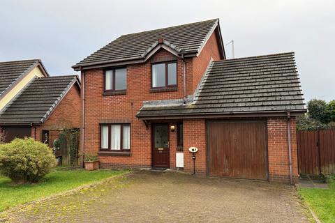 3 bedroom house to rent, Charles Thomas Avenue, Pembroke Dock
