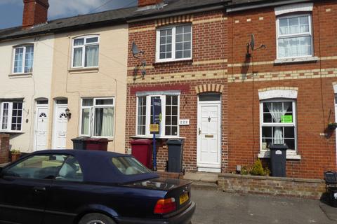 2 bedroom terraced house to rent, Wykeham Road, Reading, Berkshire, RG6