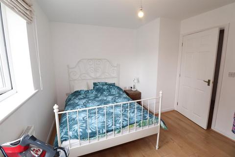 2 bedroom apartment to rent, Harbourne Close, Kenilworth