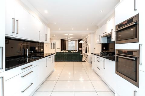 undefined, London W8