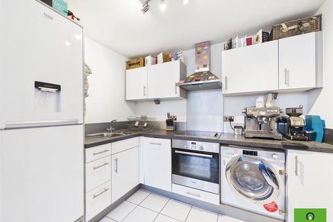 undefined, Mercury Gardens, Romford RM1