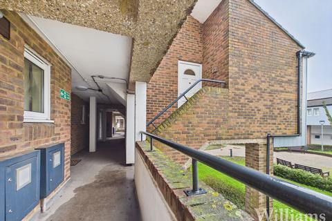 undefined, Hannon Road, Aylesbury HP21