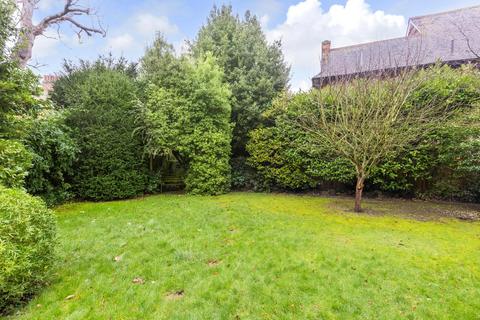 5 bedroom detached house for sale, London W4