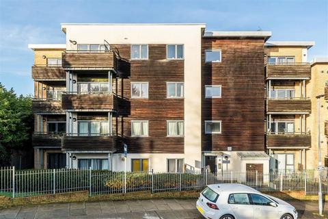 Bramhope Lane, London SE7