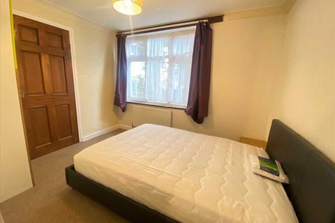 1 bedroom apartment to rent, Rostrevor Gardens, Hayes