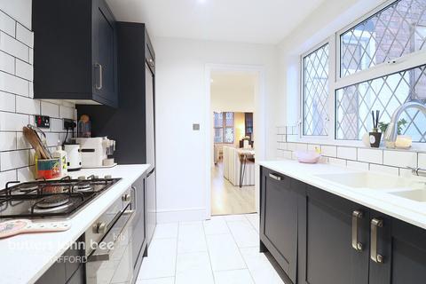 3 bedroom terraced house for sale, Cramer Street, Stafford