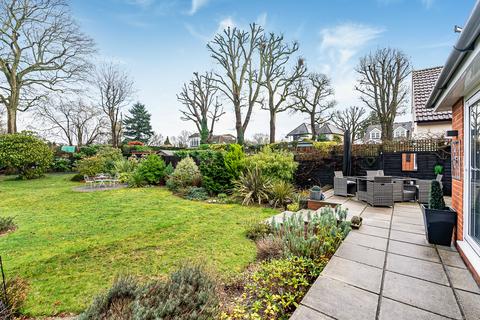3 bedroom detached house for sale, The Drive, Welwyn, Hertfordshire, AL6