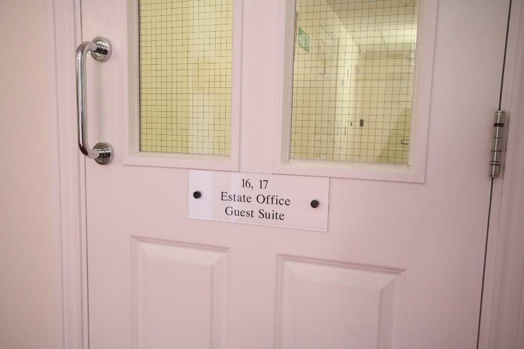 RESI-GUEST-SIGN-2020.jpg
